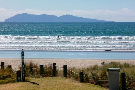 Photo of property in 32 The Terrace, Waihi Beach, 3611