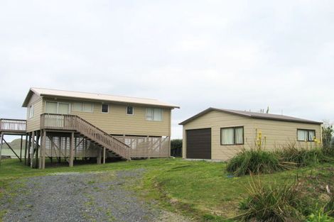 Photo of property in 2298 Whangarei Heads Road, Whangarei Heads, 0174
