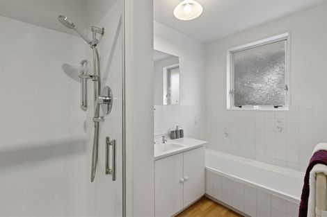 Photo of property in 2/18 Wanstead Place, Woolston, Christchurch, 8062