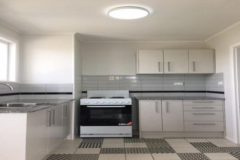 Photo of property in 4/19 Gowing Drive, Meadowbank, Auckland, 1072