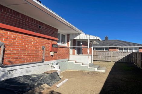 Photo of property in 36 Awaroa Road, Sunnyvale, Auckland, 0612