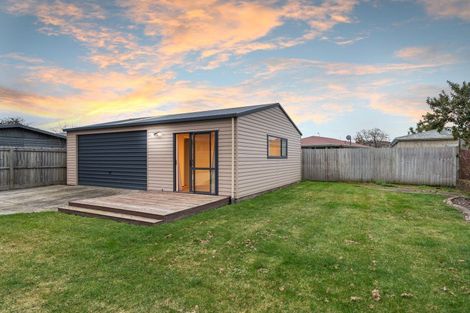 Photo of property in 15 Bramwell Street, Dallington, Christchurch, 8061