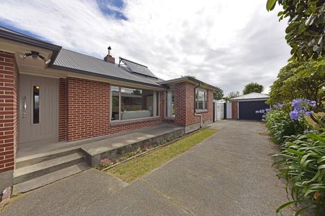 Photo of property in 16 Derwent Street, Bryndwr, Christchurch, 8053