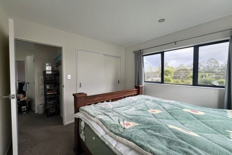 Photo of property in 47b Rangeview Road, Sunnyvale, Auckland, 0612