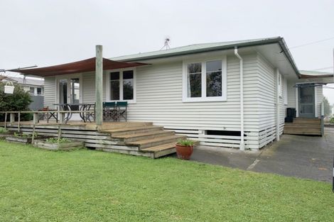 Photo of property in 1 Mcgreevy Street, Waipawa, 4210
