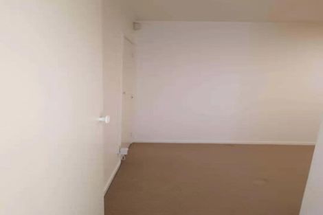 Photo of property in 1/2b Queensway, Three Kings, Auckland, 1024