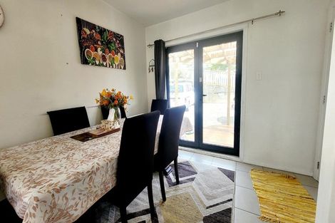 Photo of property in 84 Champion Street, Cannons Creek, Porirua, 5024