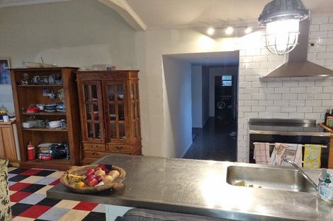 Photo of property in 27 Parrs Road, Hurworth, New Plymouth, 4371