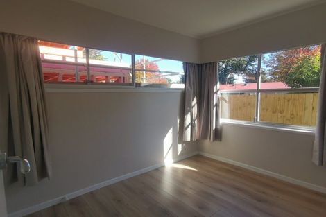Photo of property in 3/9 Smiths Avenue, Papakura, 2110