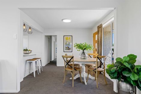 Photo of property in 15 Gibson Drive, Hornby, Christchurch, 8042