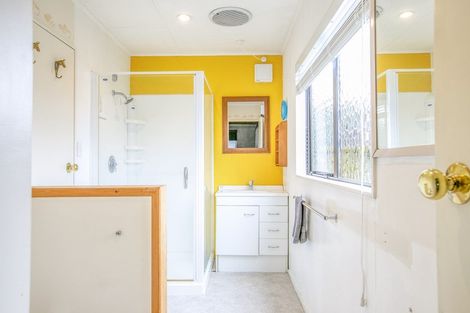 Photo of property in 12 Massey Place, Masterton, 5810