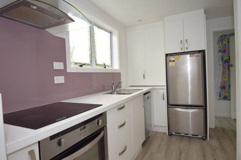 Photo of property in 2 Queen Street, Brighton, Dunedin, 9035