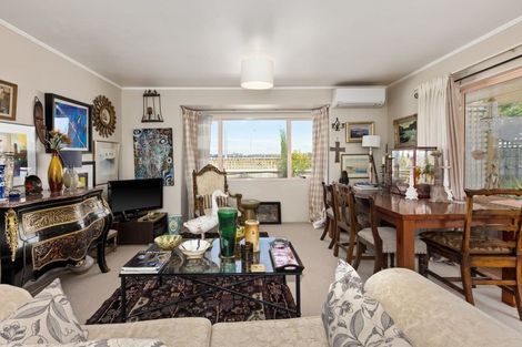 Photo of property in 9/180 Charles Street, Westshore, Napier, 4110