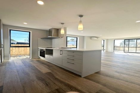 Photo of property in 365a Don Buck Road, Massey, Auckland, 0614