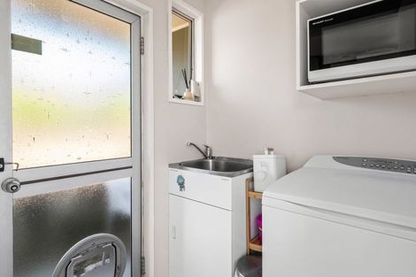 Photo of property in 1/6 Cam Place, Harewood, Christchurch, 8051