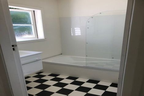 Photo of property in 427 High Street South, Carterton, 5713