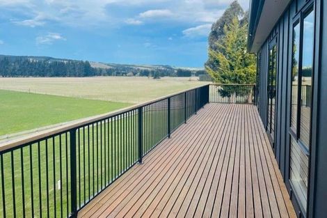 Photo of property in 718 Loburn Whiterock Road, Loburn, Rangiora, 7472