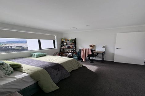 Photo of property in 7 Desert Gold Lane, Wallaceville, Upper Hutt, 5018
