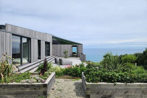 Photo of property in 20 Washer Road, Omata, New Plymouth, 4374