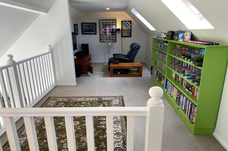 Photo of property in Rangeview Villas, 56/9 Fuller Close, Levin, 5510