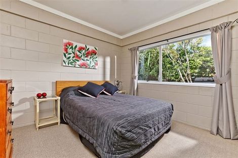 Photo of property in 4 Intrepid Place, Torbay, Auckland, 0630