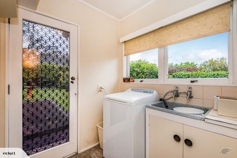 Photo of property in 9 Catalina Crescent, Forrest Hill, Auckland, 0620