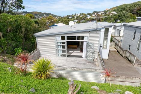 Photo of property in 9 Rhine Street, Island Bay, Wellington, 6023
