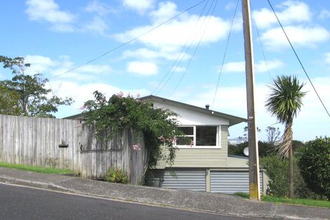 Photo of property in 21 City View Terrace, Birkenhead, Auckland, 0626