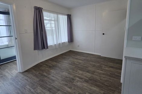 Photo of property in 8a-8b Devon Place, Cannons Creek, Porirua, 5024
