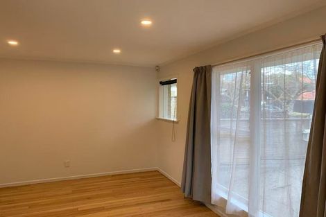 Photo of property in 32 Chesterfield Avenue, Glendowie, Auckland, 1071