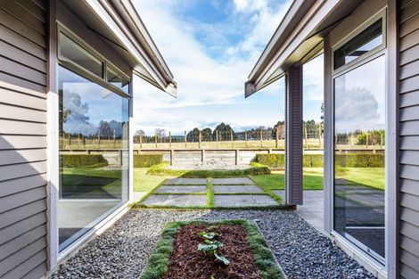 Photo of property in 27 Jarden Mile, Nukuhau, Taupo, 3330