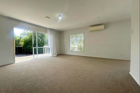 Photo of property in 100a Astley Avenue, New Lynn, Auckland, 0600