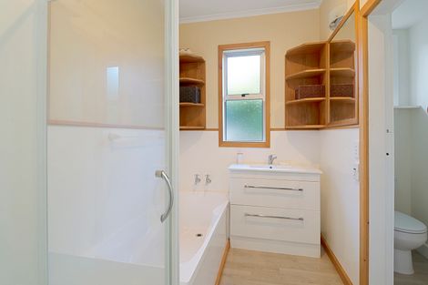 Photo of property in 166 Knowles Street, St Albans, Christchurch, 8052