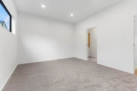 Photo of property in 5 Piringa Road, Pukekohe, 2120