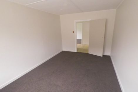 Photo of property in 38 Taylor Terrace, Tawa, Wellington, 5028