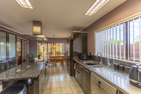 Photo of property in 64 Hetley Crescent, Taradale, Napier, 4112