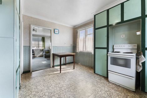 Photo of property in 18 Glasgow Street, Takaro, Palmerston North, 4412