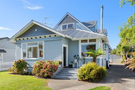 Photo of property in 8 Heta Road, Inner Kaiti, Gisborne, 4010