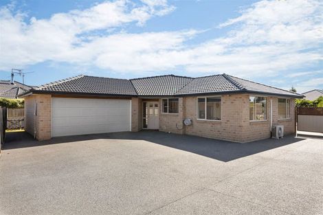 Photo of property in 37 Campion Place, Rolleston, 7614