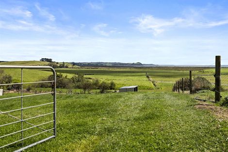 Photo of property in 251 Mairetahi Road, South Head, Helensville, 0874