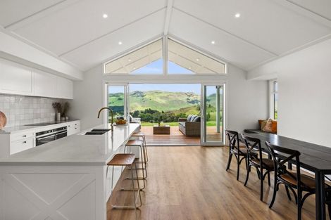 Photo of property in 967 Kahuranaki Road, Kahuranaki, Havelock North, 4295