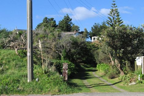 Photo of property in 24 Queens Road, Waikanae Beach, Waikanae, 5036