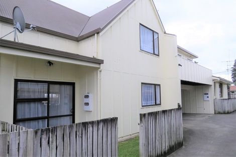 Photo of property in 3/3 Inverness Avenue, Hamilton East, Hamilton, 3216