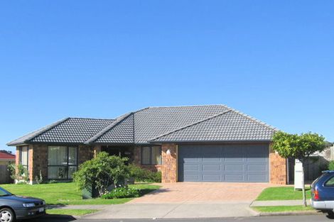 Photo of property in 71 Summerland Drive, Henderson, Auckland, 0612