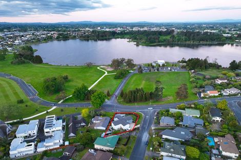 Photo of property in 163 Lake Crescent, Hamilton Lake, Hamilton, 3204