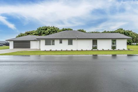 Photo of property in 92 Blairlogie Close, Otatara, Invercargill, 9879