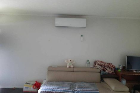 Photo of property in 5/9 South Street, Papakura, 2110