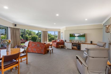 Photo of property in 11 Webber Street, Paraparaumu Beach, Paraparaumu, 5032