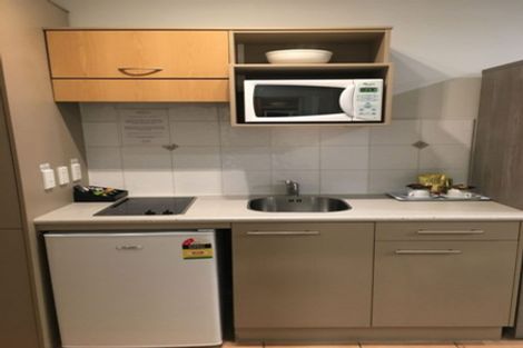 Photo of property in Atrium Towers, 6j/154 The Terrace, Wellington Central, Wellington, 6011