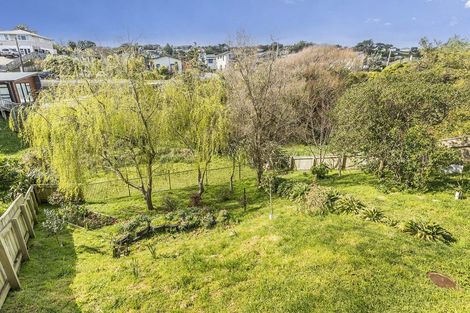 Photo of property in 31 Kapiti Crescent, Titahi Bay, Porirua, 5022